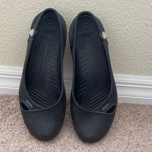 Crocs women’s flats